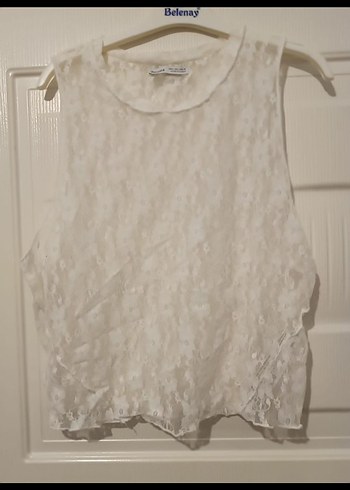 Dantel Detaylı Beyaz Kolsuz Bluz - Görsel 4