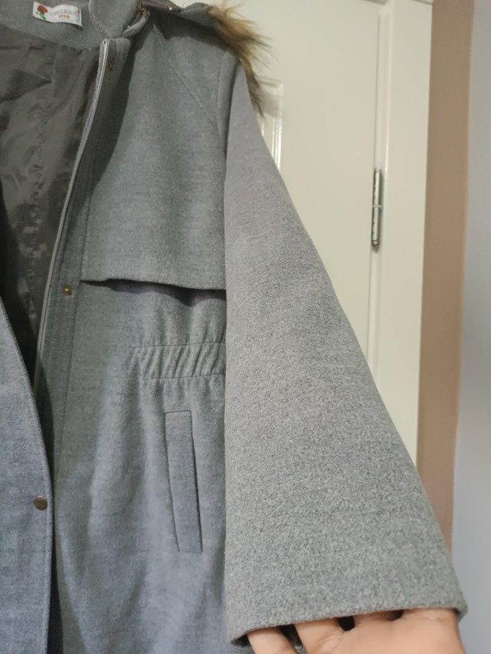 Gri Uzun Düğmeli Kadın Kaban - Görsel 4