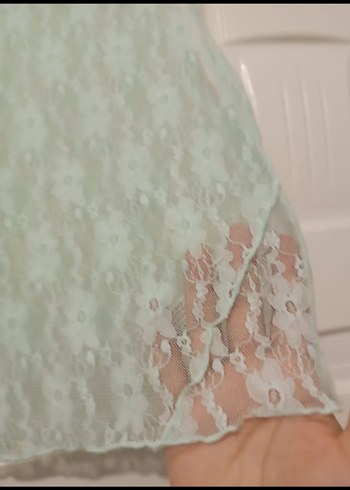 Bershka Dantel Detaylı Yeşil Kolsuz Bluz - Görsel 2