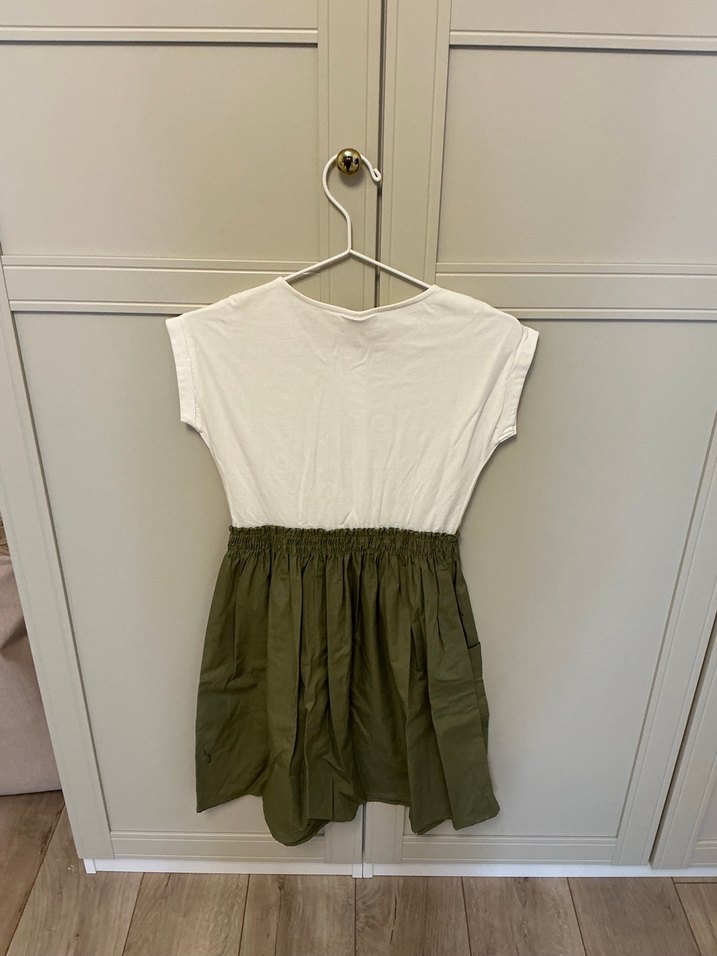 Düğmeli Kısa Kollu Pamuklu Kız Elbise - Görsel 3