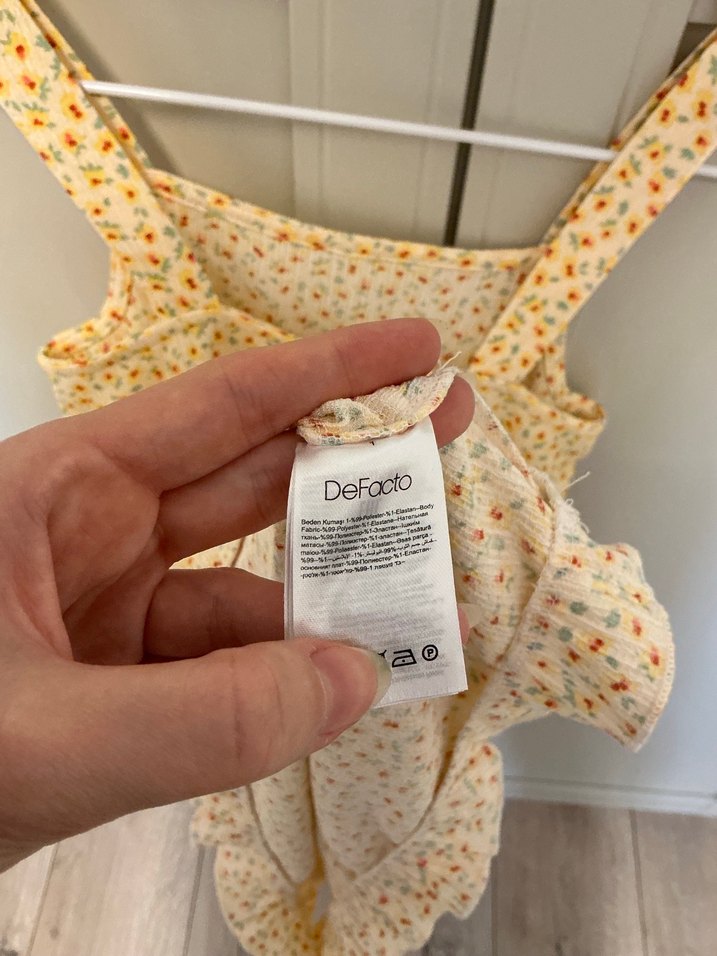 Kız Çocuk Sarı Askılı Fırfırlı Elbise - Görsel 5