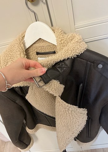 Stradivarius Kürklü biker mont - Görsel 4