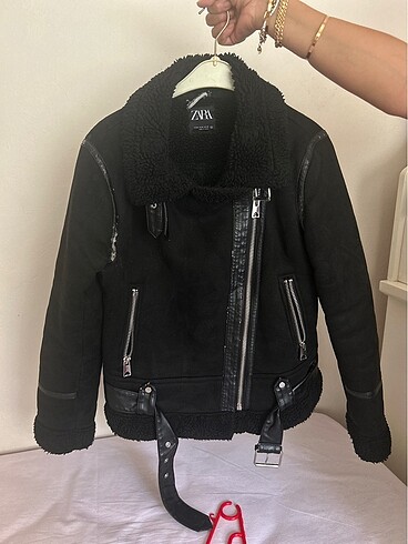 Zara Kürkü Mont