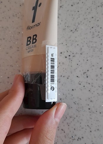Flormar Beige BB Krem SPF 20 - Görsel 2