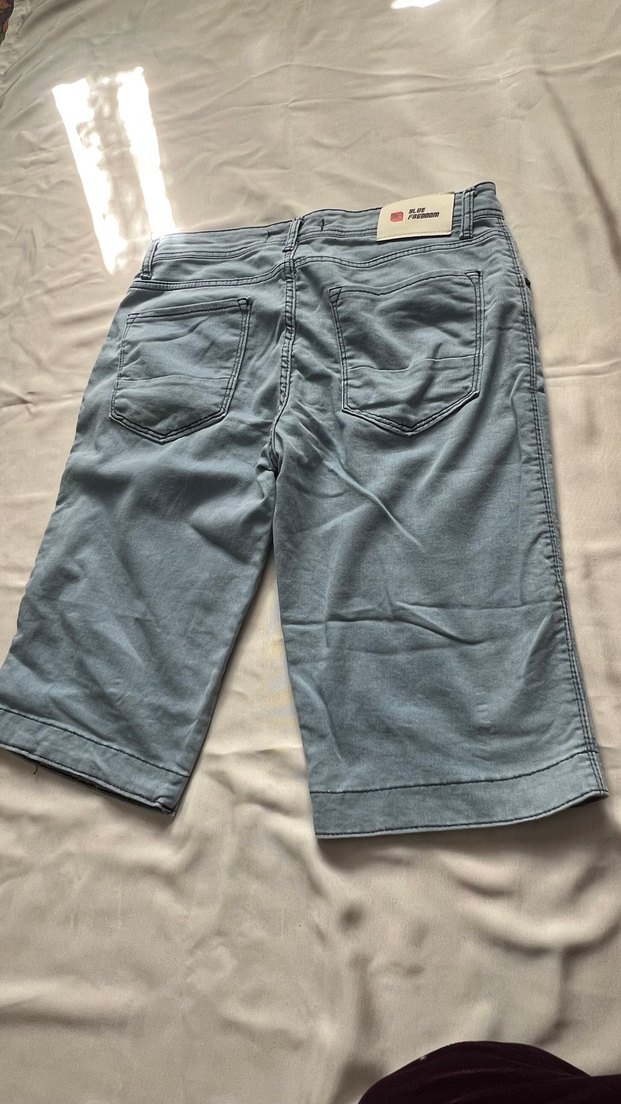 Açık Mavi Denim Şort — görsel 2/2