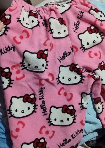 Hello Kitty m