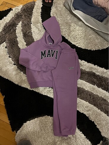 Mavi Jeans Mavi eşofman takımı 7-8 yaş lila