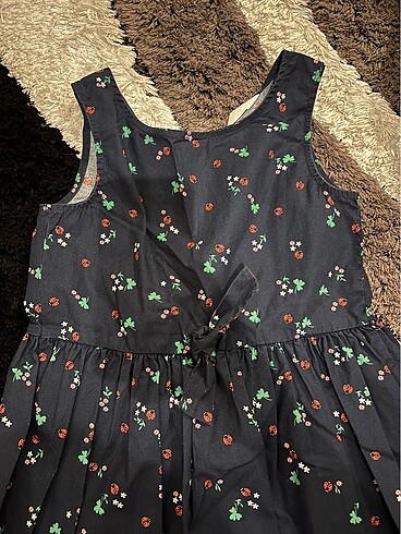 7 Yaş Beden 6-7 yaş lacivert h&m elbise