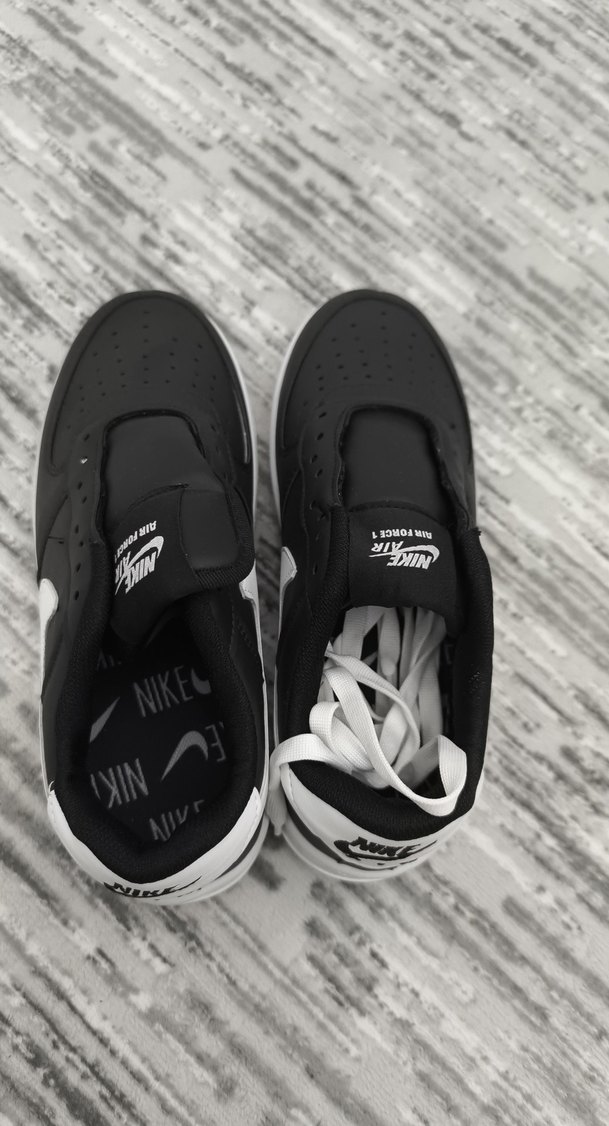 Nike Air Force 1 Siyah-Beyaz Sneaker  Sıfır ürün — görsel 3/6