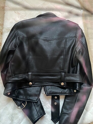xs Beden siyah Renk Bershka Deri Ceket