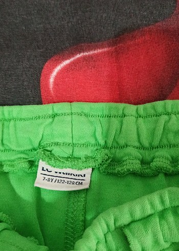 Çocuk Renkli Rahat Yeşil Şort - Görsel 3