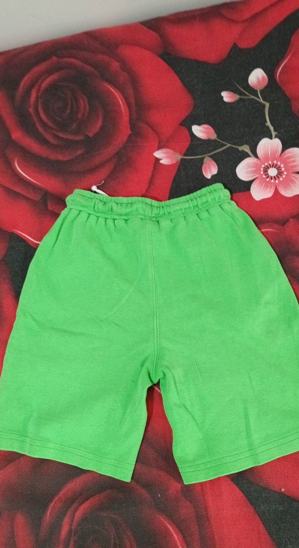 Çocuk Renkli Rahat Yeşil Şort - Görsel 2