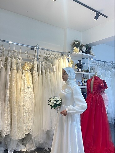Tesettür nikah elbisesi