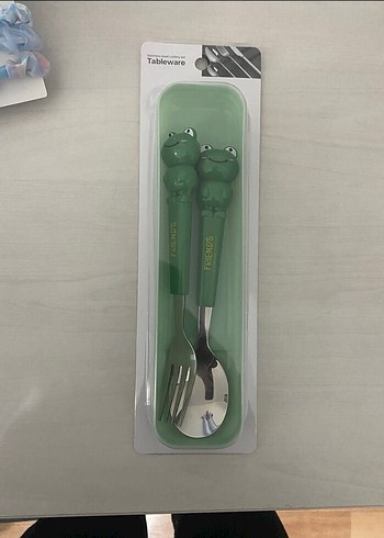 Çocuklar için Yeşil Kurbağa Desenli Çatal ve Kaşık Seti