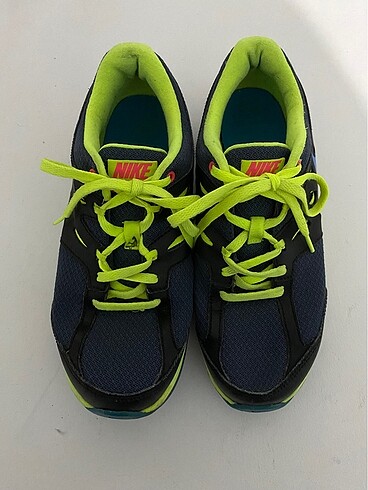 Nike Spor Ayakkabı