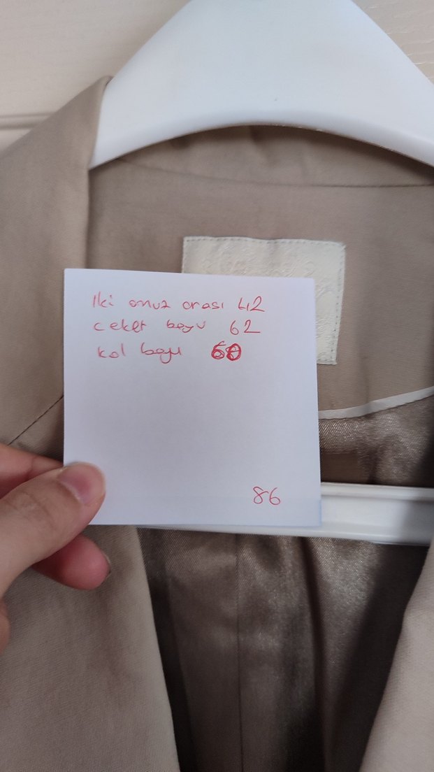 Düğmeli Bej Kadın Deri Blazer Ceket - Görsel 2