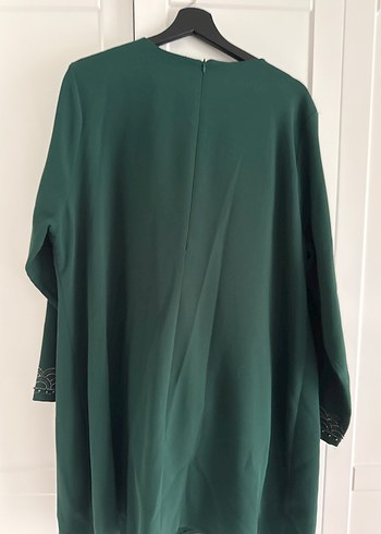 Yeşil Nakışlı Tesettür Takım - Görsel 8
