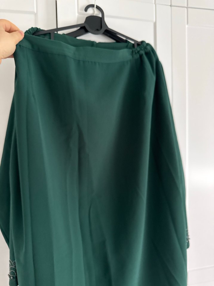 Yeşil Nakışlı Tesettür Takım - Görsel 5