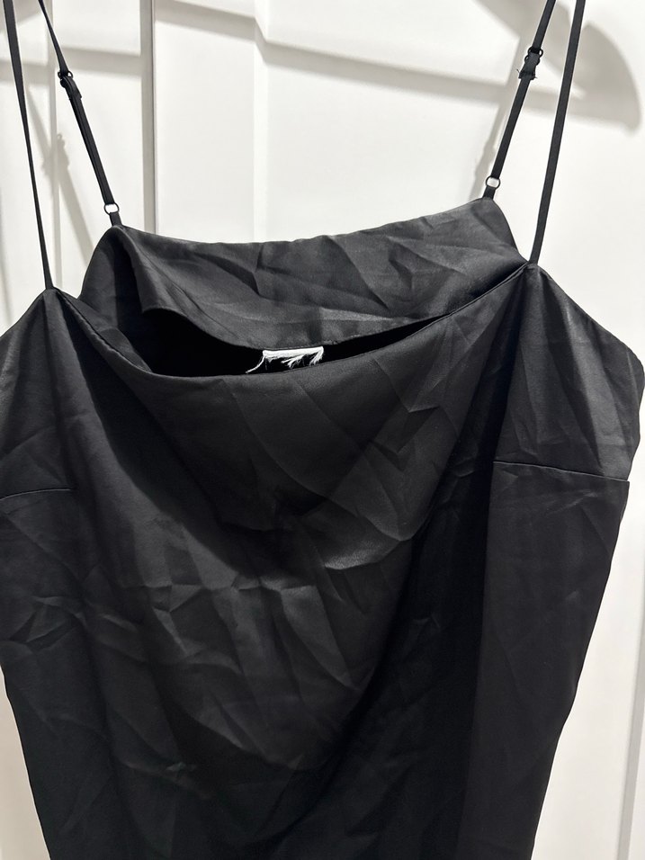 H&m Siyah Uzun İp Askılı Saten Elbise - Görsel 4