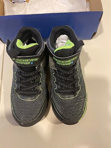 32 Beden Sketchers Waterproof Kışlık Çocuk Bot