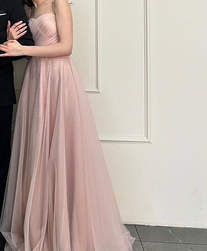 36 Beden Tüllü toz pembe elbise