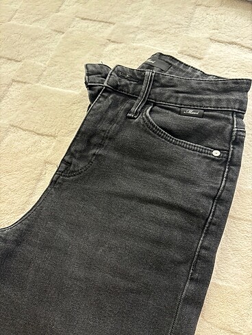 Mavi Jeans Mavi marka siyah pantolon