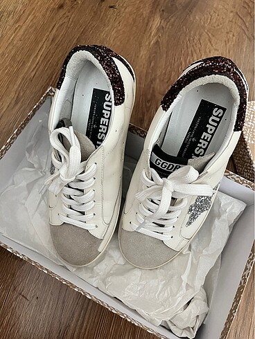 38 Beden Golden goose