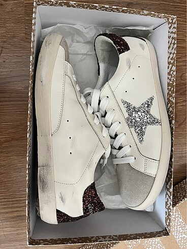 38 Beden beyaz Renk Golden goose