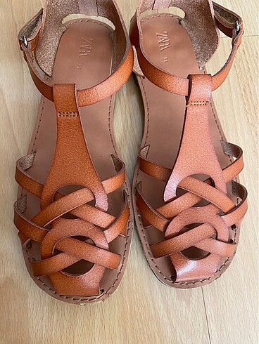 Zara kız çocuk sandalet