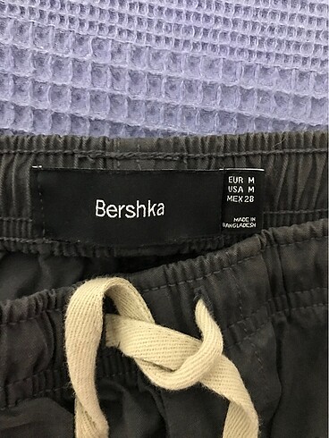 Bershka Karga Pantolon