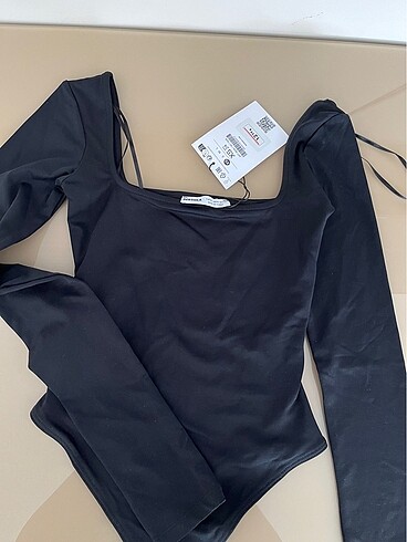 Bershka bayan çıtçıtlı body