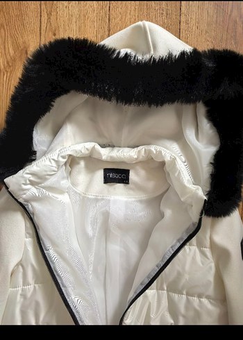 Beyaz Uzun Kadın Kışlık Mont Kürklü Kapüşonlu - Görsel 3