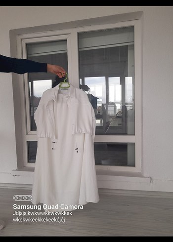 Beyaz etekli takım - Görsel 4