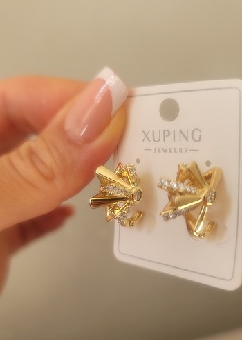 Zara Altın Renk Mini Çiçekli Fiyonk Küpe