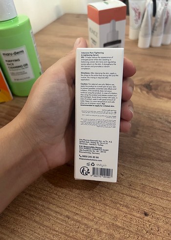 Niacinamide & Çinko İçeren Gözenek Sıkılaştırıcı Serum - Görsel 4