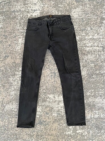 32 Beden Siyah jean