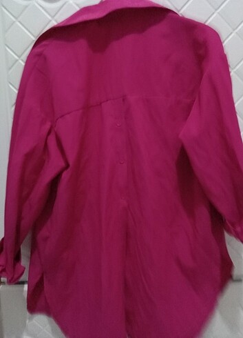 Pembe gömlek 