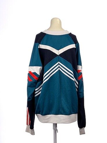 xl Beden Adidas Sweatshirt %70 İndirimli.