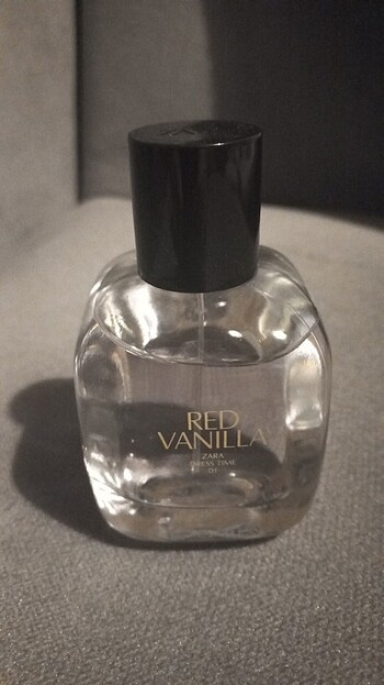 Zara red vanilla 90ml