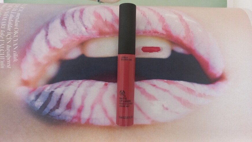 The body shop matte lip liquid cyprus begonia 018