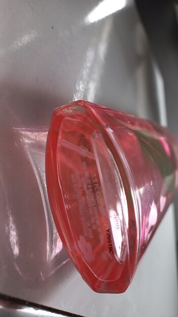  Beden Elizabeth arden green tea cherry blossom 100 ml edt