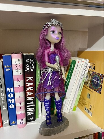 Monster high Ari Hauntington Şarkı söyleyen bebek