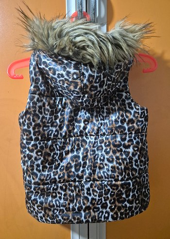 Kız Çocuk Leopar Desenli Kürklü Yelek - Görsel 2