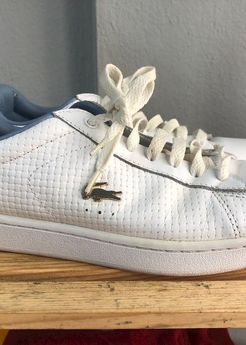 Lacoste 39
