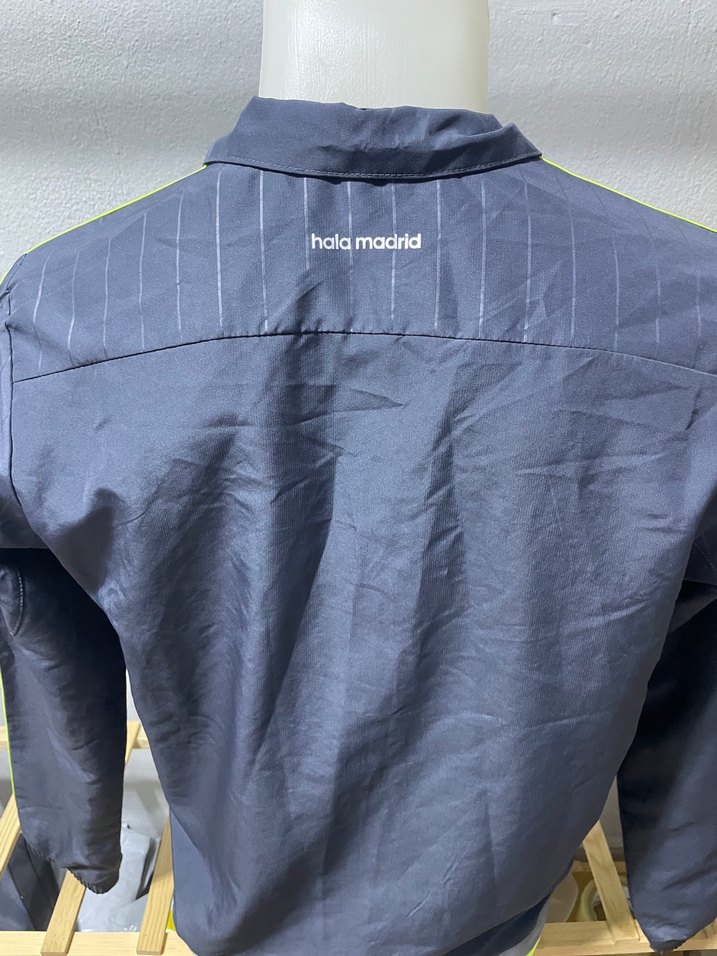 Adidas orijinal yağmurluk - Görsel 5