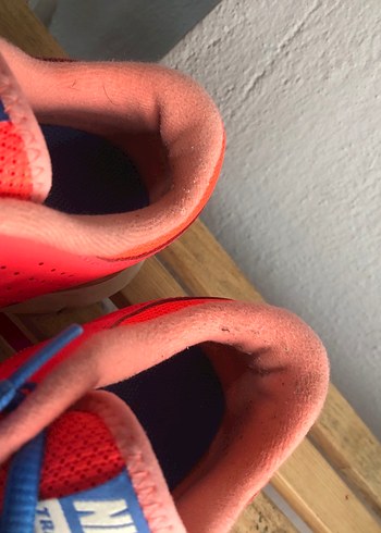 Kadın 36 numara Kırmızı Nike Spor Ayakkabısı - Görsel 4