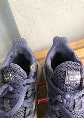 Kadın 36 numara Adidas Bağcıklı Spor Ayakkabı - Görsel 3