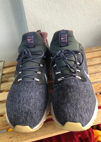 Nike 41 numara Yüksek Topuklu Spor Ayakkabı - Görsel 3