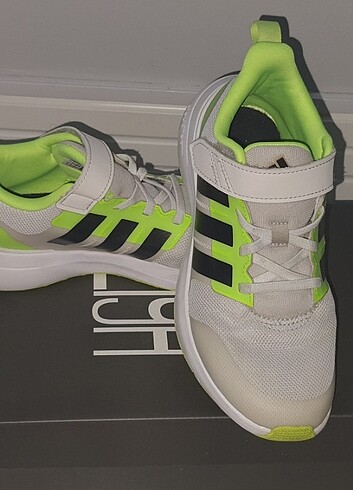 Adidas Adidas Erkek Çocuk 35 Numara Erkek Çocuk Spor Ayakkabı