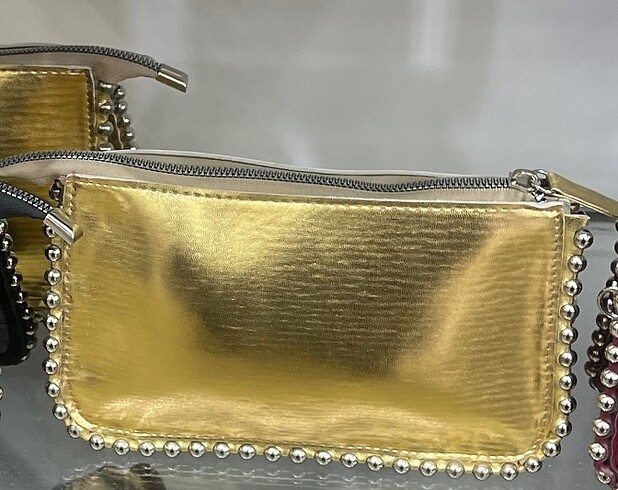 Diğer Stardivus Gold çanta